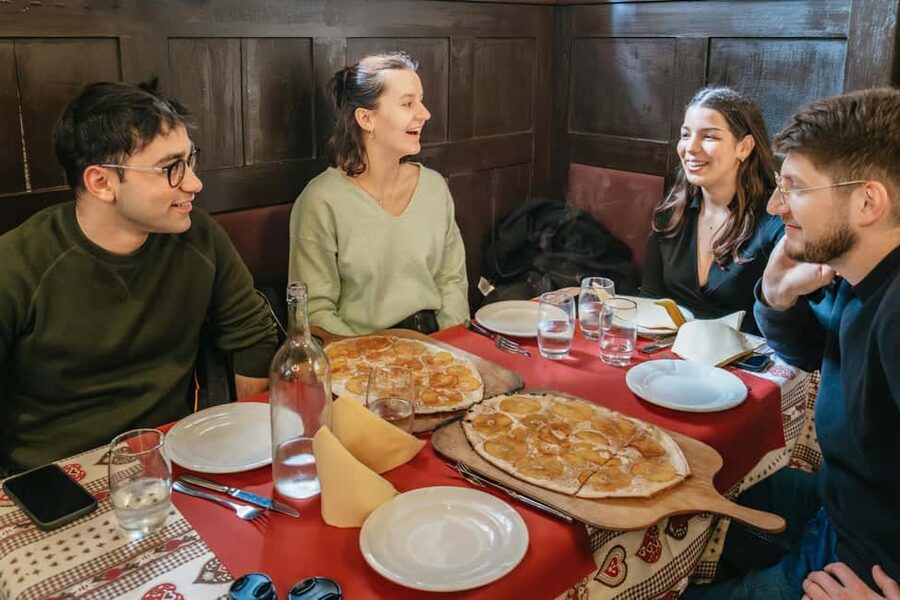 Strasbourg: Traditional Food Walking Tour with Tastings - Strasbourg through bretzels, cheese, and sauerkraut