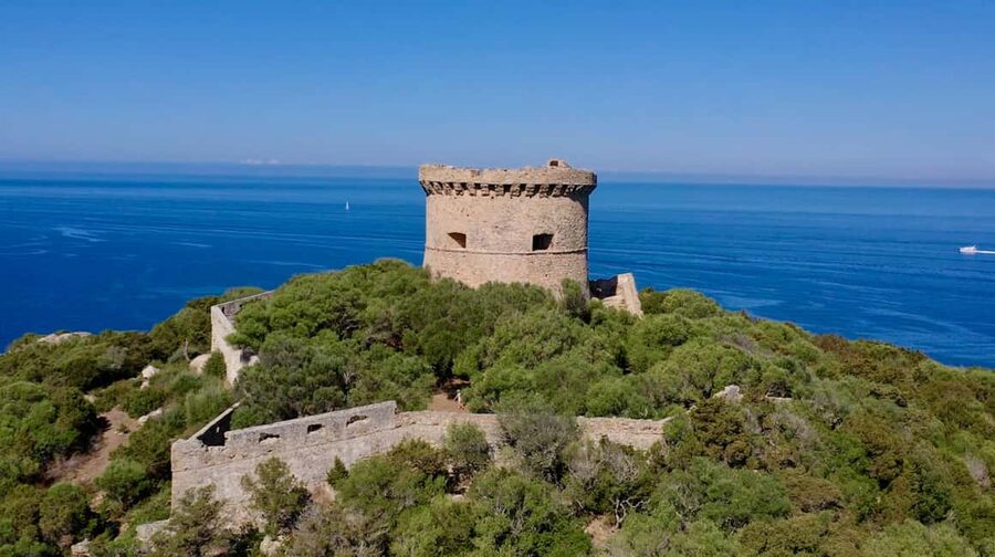 Sunset Boat Trip Visit, natural reserve coast - A sunset boat trip made for Corsica’s western coast