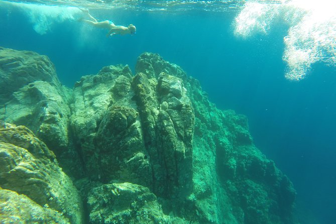 tailor-made and private sea trip - Several chances to swim and snorkel