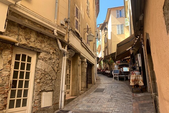 Taste Cannes – A Full French Riviera Food Tour by Do Eat Better - The guides make a big difference