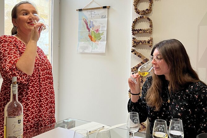 Tasting of 6 Bordeaux wines and pairing charcuterie & cheese - Meeting Mathilde or Cécilia at Avenue Thiers