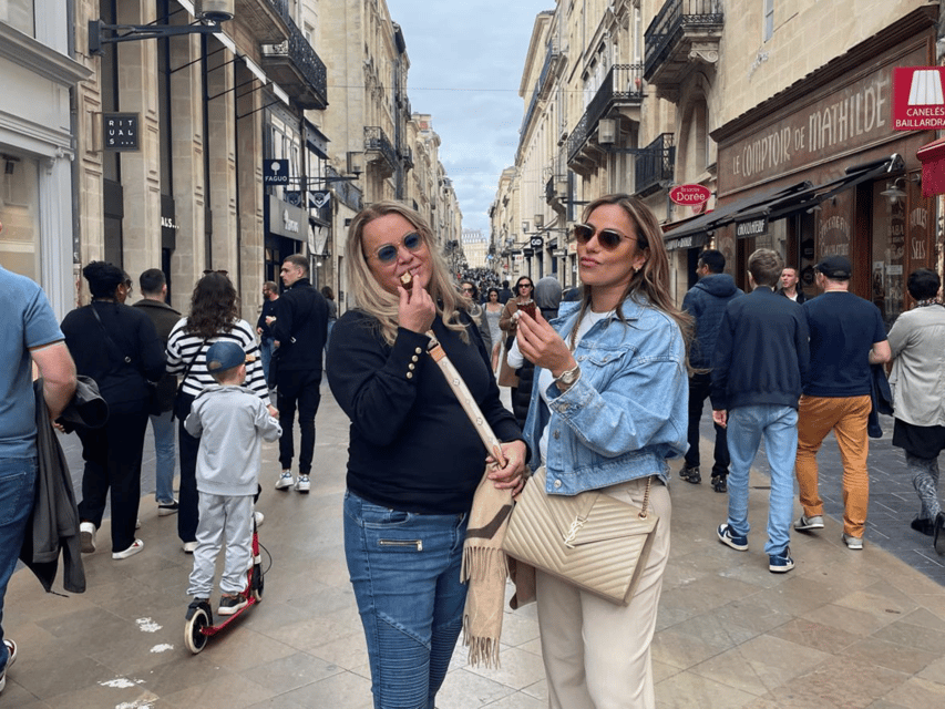The essential in Bordeaux, private tour with a local - Starting at Place de la Bourse