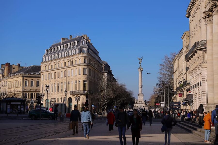 The essential in Bordeaux, private tour with a local - Saint-André Cathedral and the city’s story