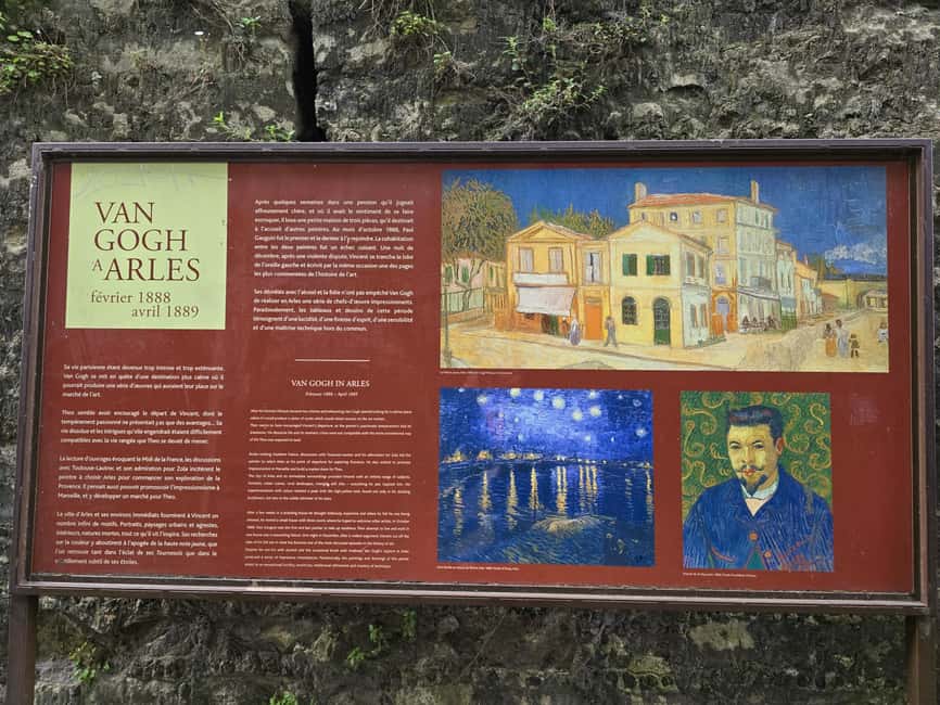 The historic district of Montmartre - Fifteen minutes among Montmartre’s streets