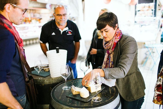 Toulouse Victor Hugo Market Small Group Tasting Tour - Meeting at Wilson and entering the market