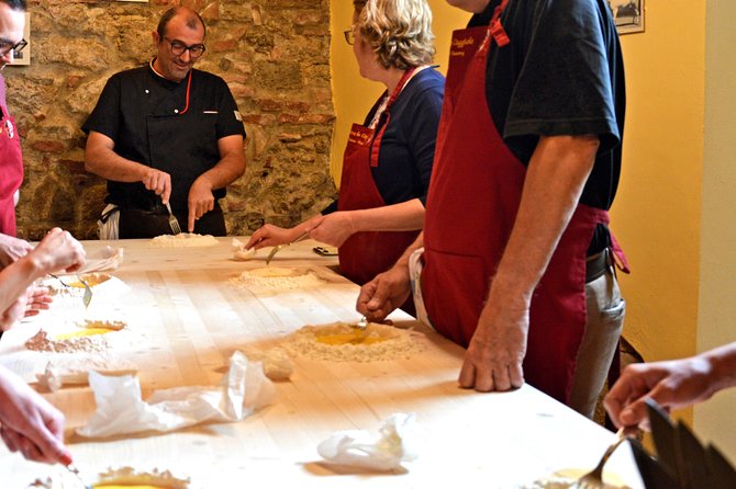 Tuscan Cooking Class - Traditional 5 course menù - Rolling pappardelle with a traditional sauce