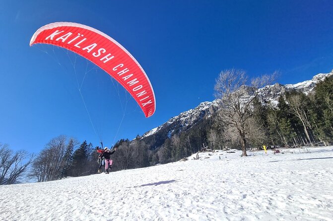 Two-seater paragliding flight in Chamonix - Photos, video, and the best way to remember it