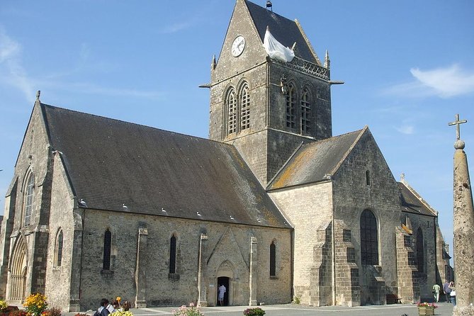 US DDAY Sites Full Day Tour 2nd departure from Bayeux - Sainte-Mère-Église and the 82nd Airborne