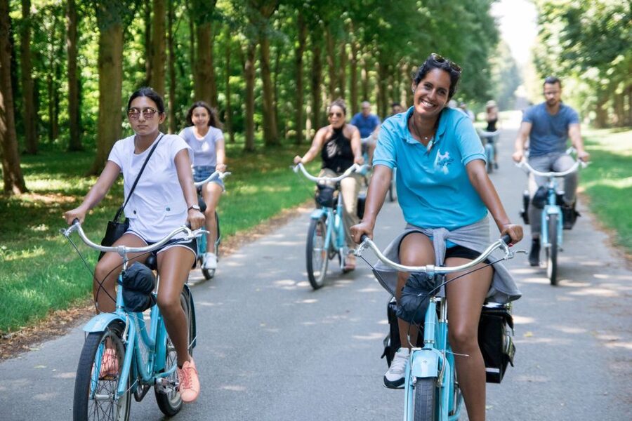 Versailles Bike Tour with Palace & Queen Farm Entrance - Weather, clothing, and physical effort