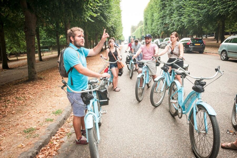 Versailles Bike Tour with Palace & Queen Farm Entrance - From Gare Saint-Lazare to the Versailles market