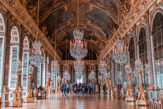 Versailles Palace & Gardens Guided Tour - Meeting in Versailles, not Paris