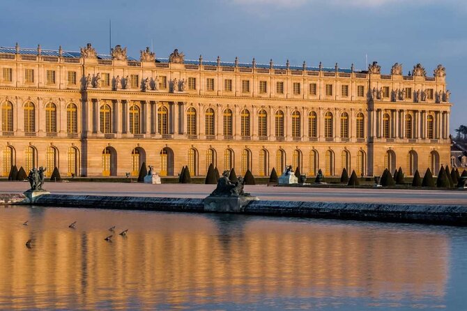 Versailles Palace & Gardens Guided Tour - The guides can shape the whole experience
