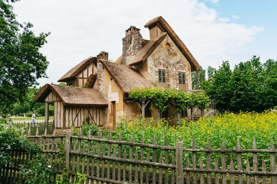 Versailles: Palace, Gardens & Marie Antoinette’s Estate Tour - Why this seven-hour Versailles visit works