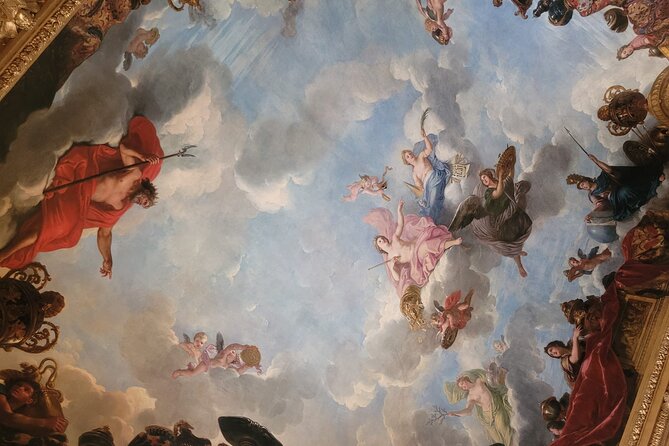 Versailles Palace Guided Tour with Gardens Access - The gardens after the palace