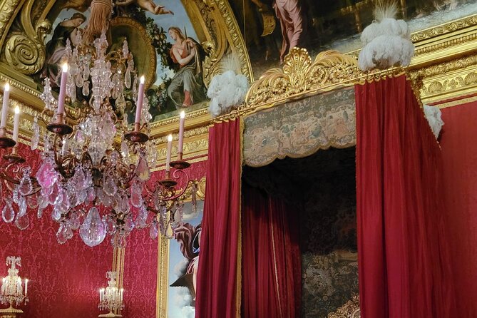 Versailles Palace Guided Tour with Gardens Access - Who should book this Versailles tour?