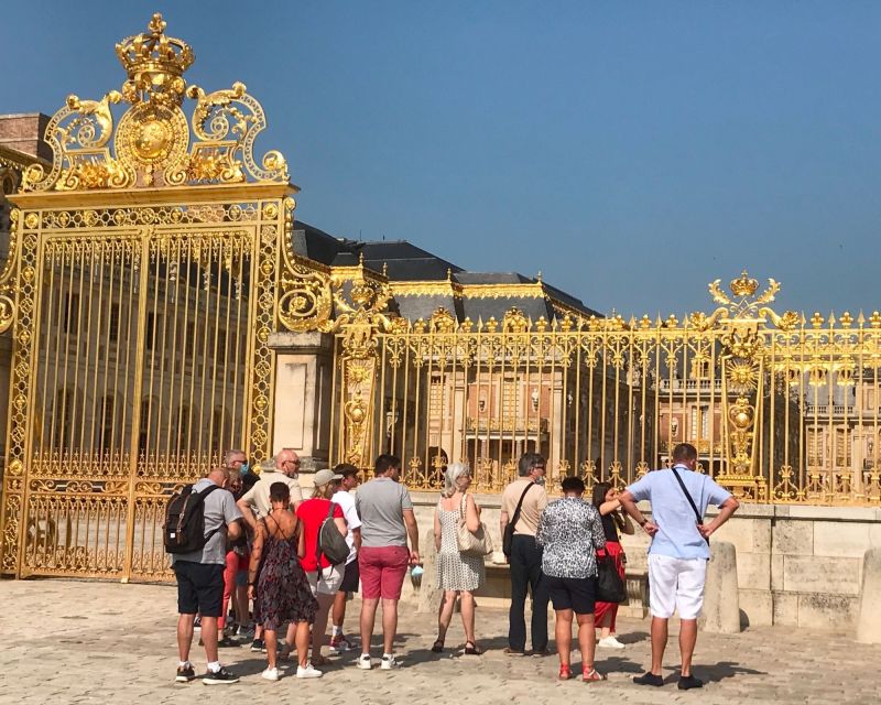 Versailles: Palace Guided Tour with Skip-the-Line Ticket - Meeting Louis XIV at the foot of the palace