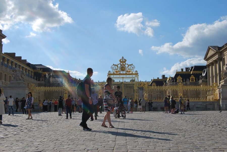 Versailles: Palace Guided Tour with Skip-the-Line Ticket - Gardens, fountains, and the seasonal price difference