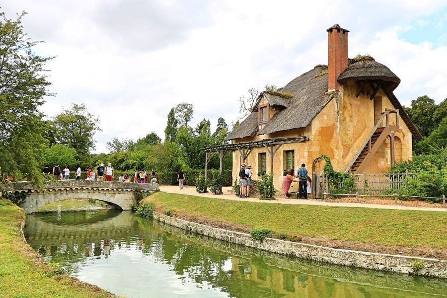 Versailles: Skip-the-Line Guided Palace Tour and Full Access - How much time should you reserve?