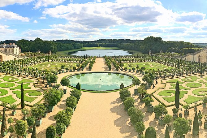 Versailles Small Group Guided Tour with Local Guide - The gardens are the important ticket catch