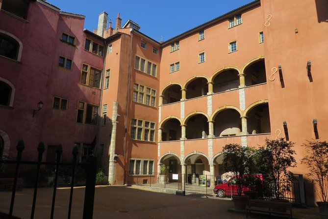 Vieux Lyon Cultural & Historical Walking Guided Tour (English) - What Paul adds beyond the sightseeing route
