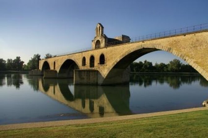 Visit Avignon and Villeneuve lez Avignon aboard a Double-Decker Bus - Key points to know before you board