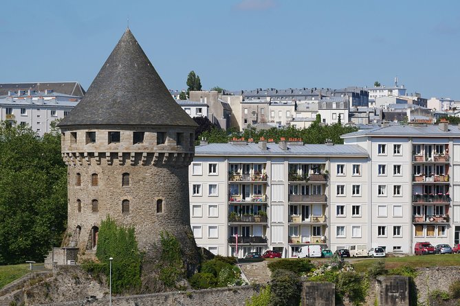 [Walking Tour] Discover the Best of Brest in 2 hours - A surviving street near the Capucins