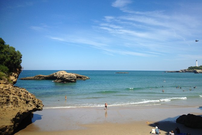 Walking tours of Biarritz - La Cote des Basques explains the birth of European surfing