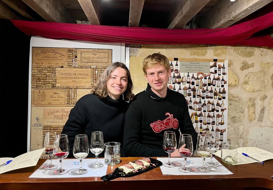 Workshop Bordeaux wine tasting: 4 reds & charcuterie pairing - Getting to 25 Avenue Thiers
